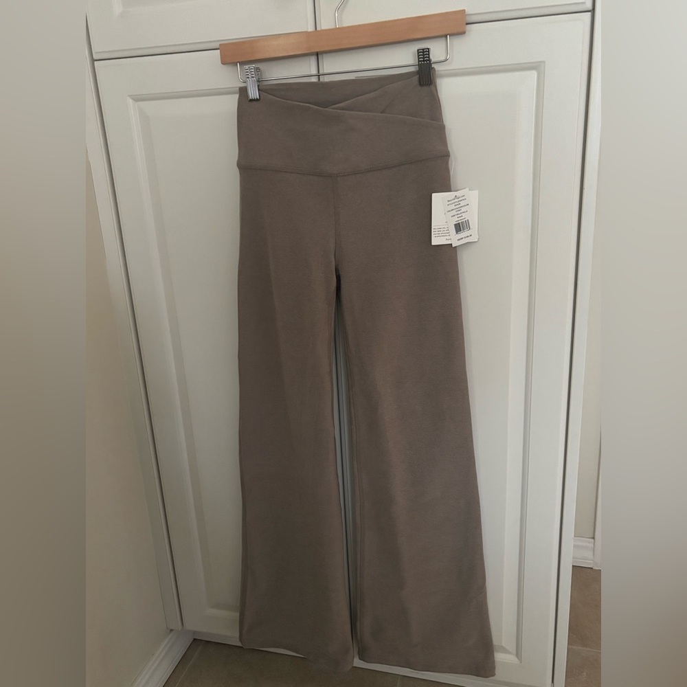 NWT Beyond Yoga Flare Legging